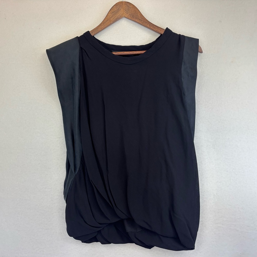 KAYLEE TANKUS Black Silk Top Blouse Sleeveless‎ Tank Assymetrical Loose Small